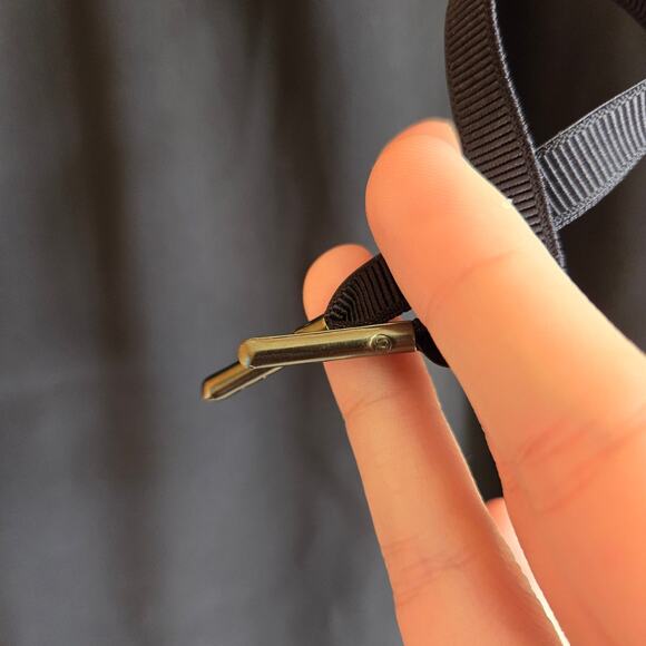 Lululemon On The Fly Skirt Woven Black Size 4 Elastic Drawstring Pocket Bottom - Picture 4 of 7